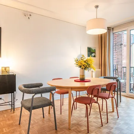 Appartement Luxury Flat For 6 People With Balcony - Near Metro Paris