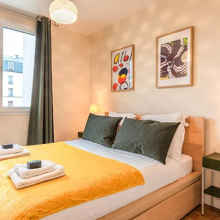 Luxury Flat For 6 People With Balcony - Near Metro Paris